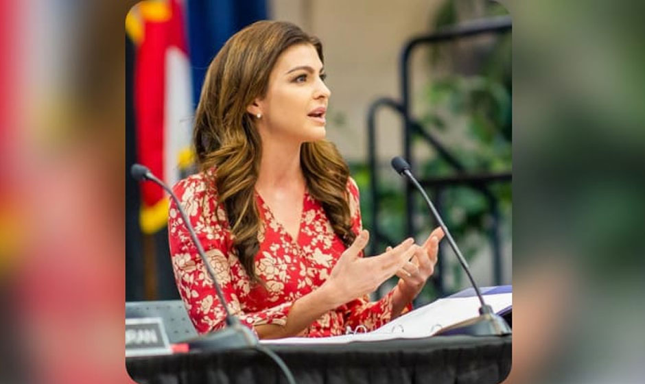 Casey DeSantis Net Worth: Exploring the Success of Florida’s First Lady